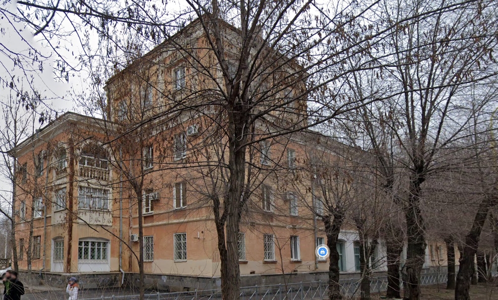 Жилой дом, г. Волжский, 1-ая очередь города, пр-кт им. Ленина, 11