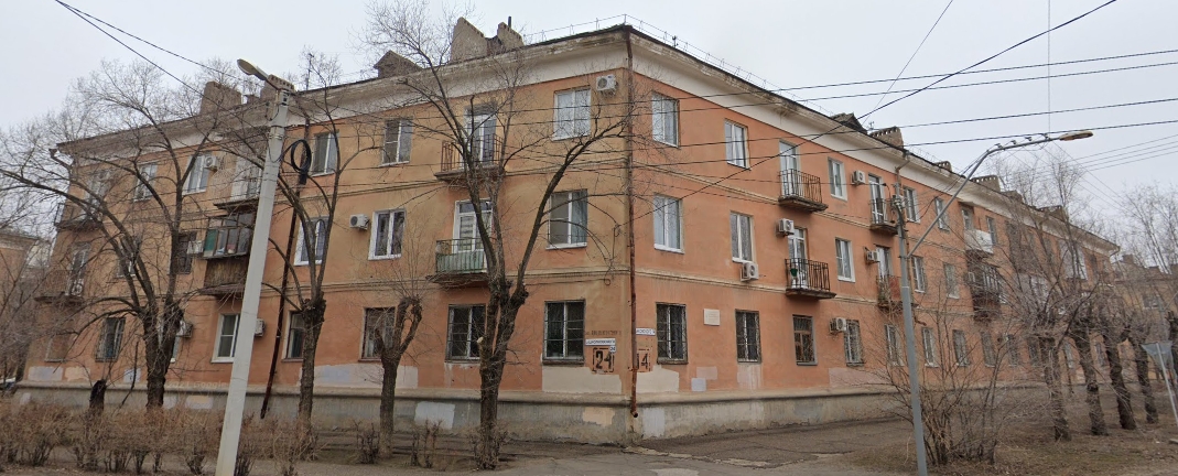 Жилой дом, г. Волжский, 1-ая очередь города, ул. Чайковского, 14 (ул. Циолковского, 24)