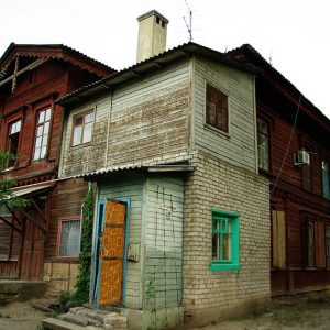 Дом жилой с сараем, г. Волгоград, Ворошиловский район, ул. Пугачевская, 11Б (1)