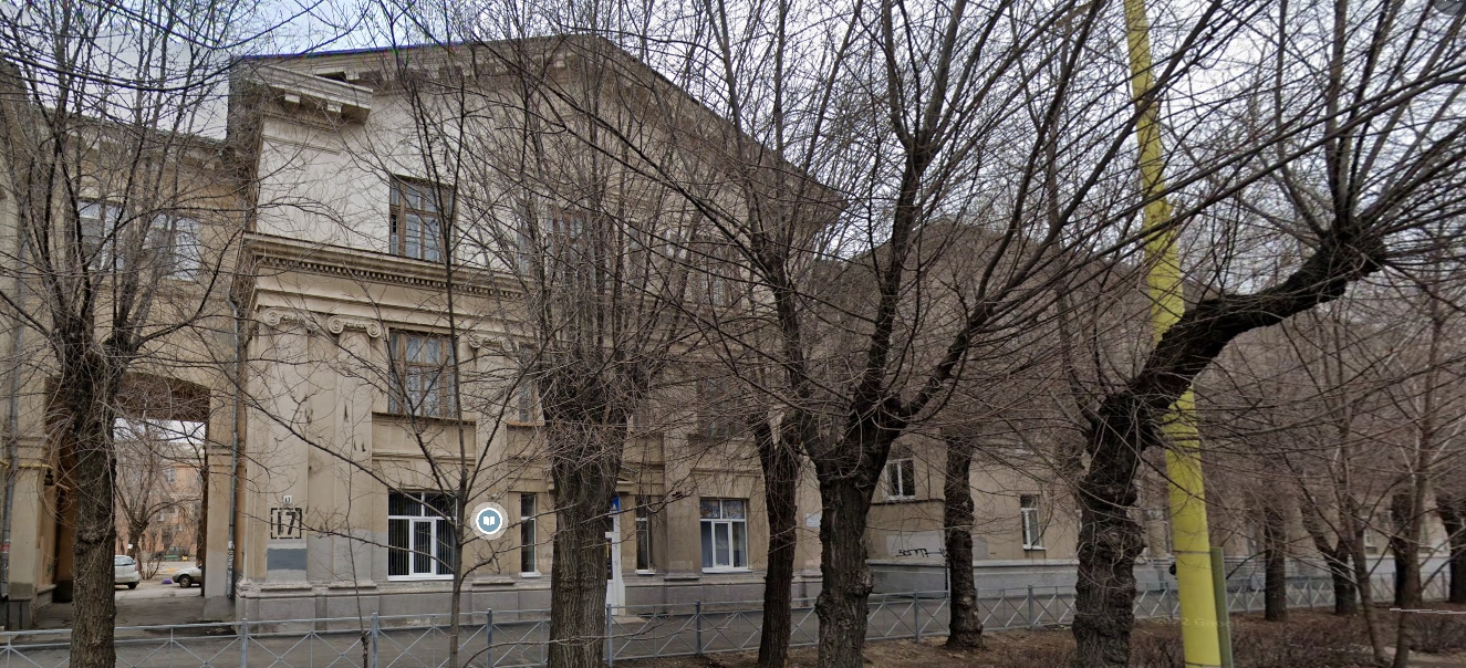 Здание, г. Волжский, 1-ая очередь города, пр-кт им. Ленина, 17...