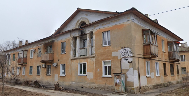 Жилой дом, г. Волжский, 1-ая очередь города, ул. Ленинградская, 20