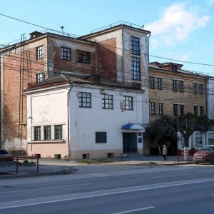 Дом, в котором находился штаб танковой бригады народного ополчения Тракторного завода, г. Волгоград, Тракторозаводский район, пр.Ленина, 215