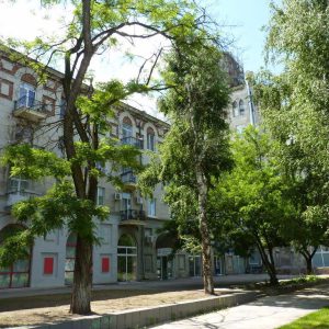 Жилой дом, город Волгоград, Центральный район, угол ул. Коммунистической, 10 и ул. им. В.И. Ленина, 25