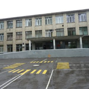 Место, где в дни Сталинградской битвы сражалась и завершила бои 24-я стрелковая дивизия, г. Волгоград, Краснооктябрьский район, пр. Ленина, 121, школа № 31