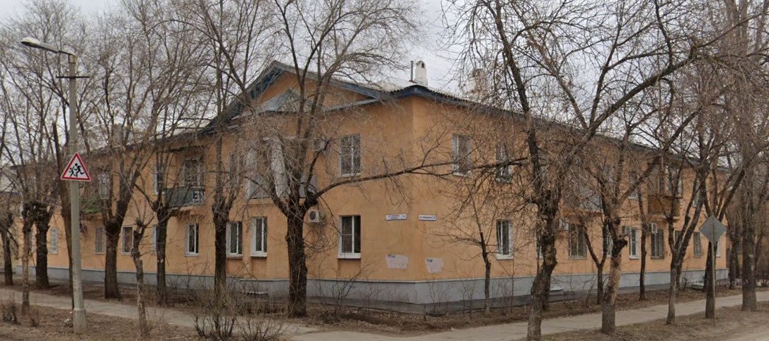 Жилой дом, г. Волжский, 1-ая очередь города, ул. Набережная, 39 (ул. им. Аркадия Гайдара, 13)