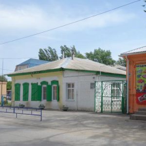 Дом жилой, Иловлинский район, р.п. Иловля, ул. Буденного, 49