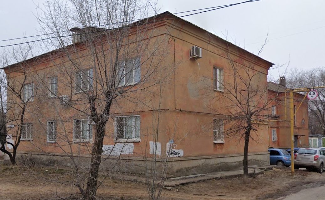 Жилой дом, г. Волжский, 1-ая очередь города, ул. Волгодонская, 8