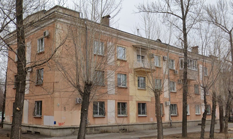 Жилой дом, г. Волжский, 1-ая очередь города, ул. им. Пушкина, 9
