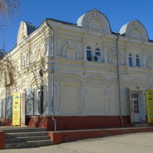 Магазин Бабушкина, Дубовка, ул. Московская, 30 (1)