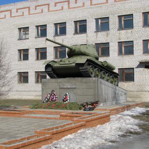 Танк Т-34, установленный в честь советских танкистов, освободивших г. Калач-на-Дону