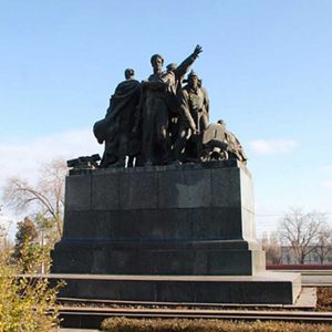 Монумент Оборона Царицына, г. Волгоград, Краснооктябрьский район, пл. Металлургов, сквер