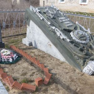 Братская могила советских воинов, погибших в период Сталинградской битвы, Калачёвский район, х. Степаневка, ул. Верхне.-Царицынская (1)