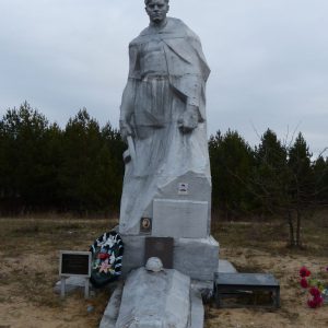 Братская могила советских воинов, погибших в период Сталинградской битвы, Серафимовичский район, ур. Орловский (1)