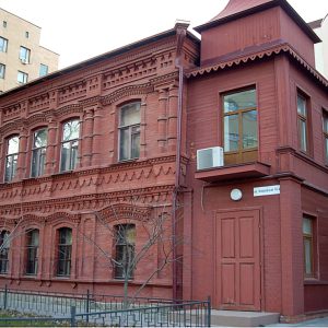 Дом жилой (Производственно-технический комбинат профсоюзных работников Агропрома), г. Волгоград, Ворошиловский район, ул. Ковровская, 16А (1)