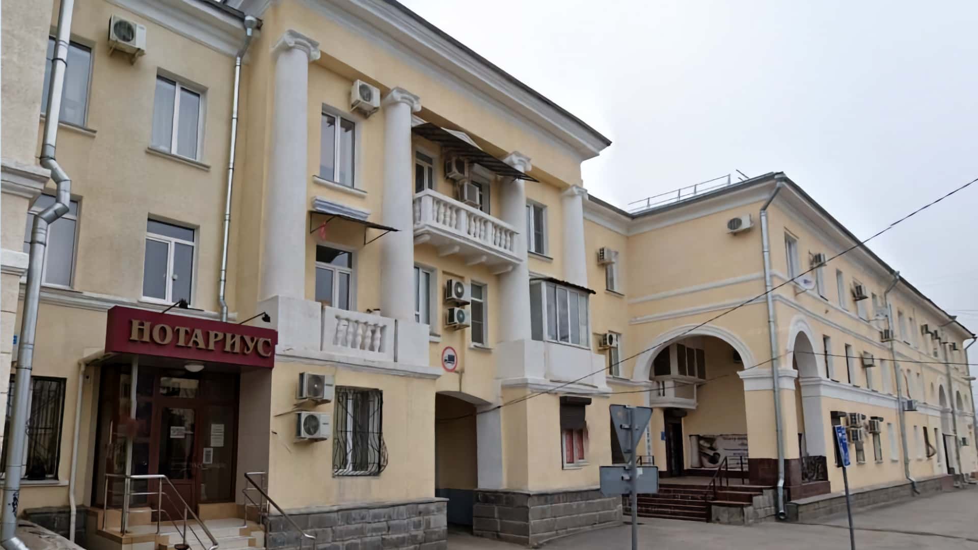 Жилой дом, г. Волжский, 1-ая очередь города, ул. Фонтанная, 2